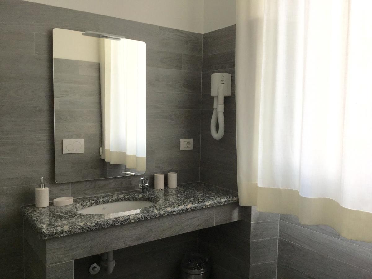 ليكو B&B Pescarenico المظهر الخارجي الصورة